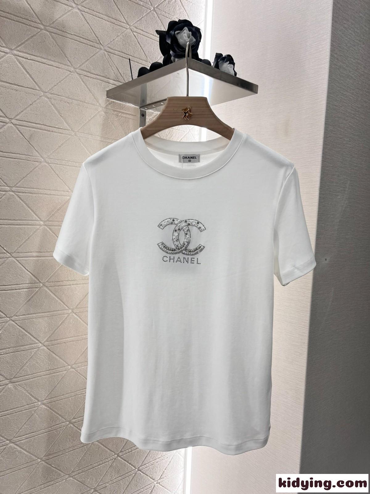 シンプル ロゴ入り シャネル Tシャツ コピー コットン 半袖Tシャツ ホワイト-1