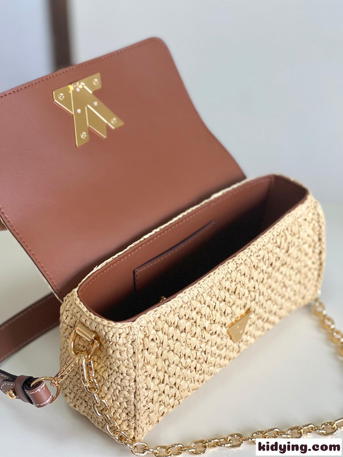 LV ツイスト ウエストバッグ ルイヴィトン スーパーコピー M25030-4
