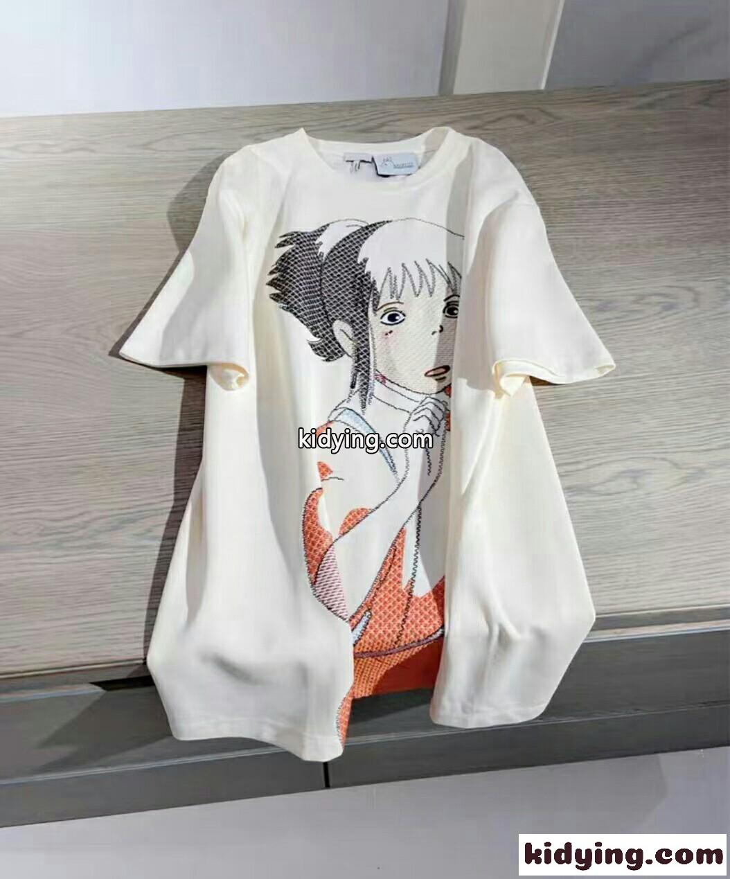 注目される 千と千尋の神隠し オーバーサイズ ロエベ tシャツ コピー 半袖 刺繍 レディース トップス-1