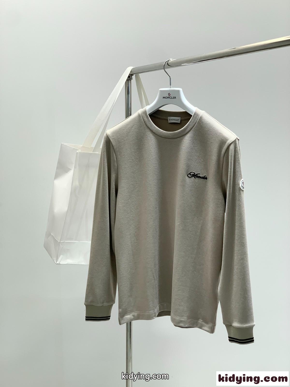 カジュアル ロゴ 長袖Tシャツ モンクレール Tシャツ 偽物 合わせやすい トップス-1