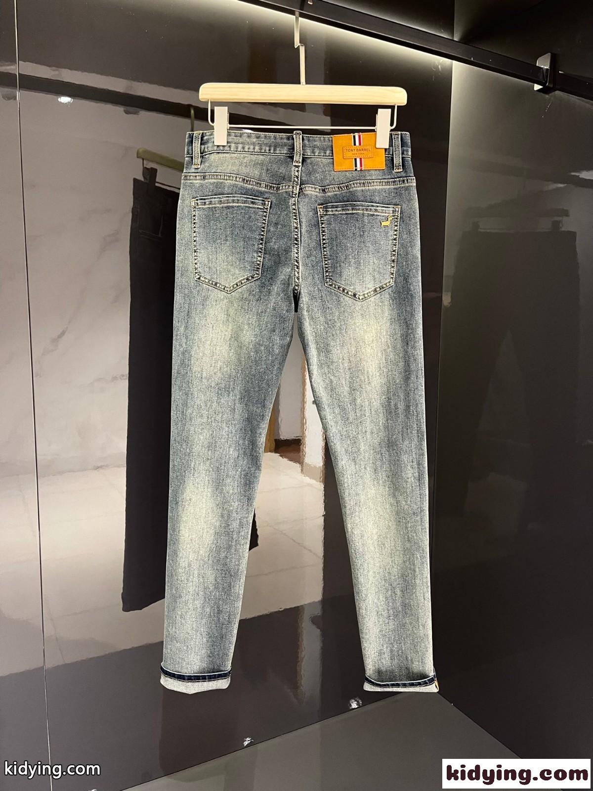 トムブラウン ジーンズ コピー メンズ ズボン おしゃれ 人気 定番 おしゃれ カジュアル デニムパンツ-1