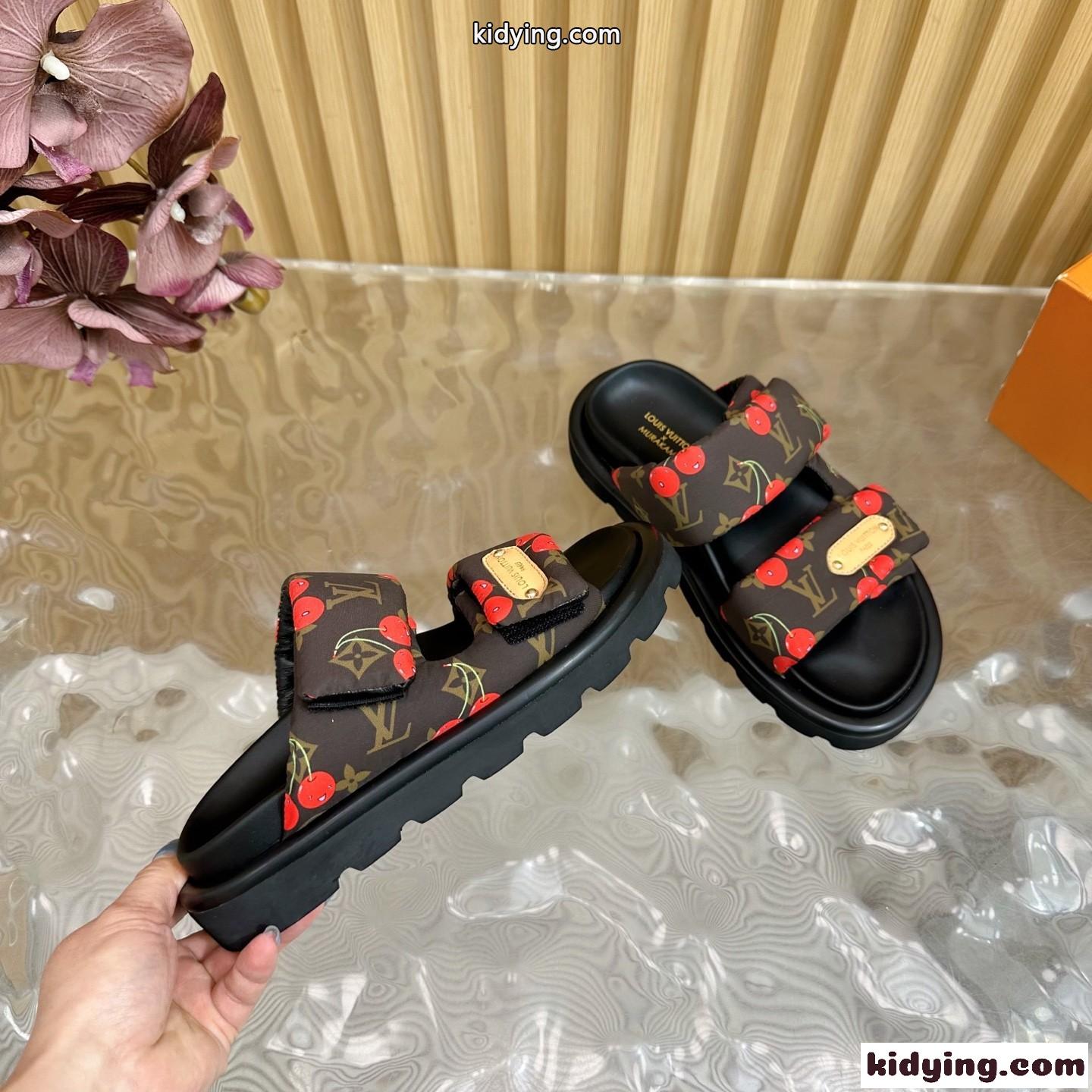 LV × TM プールピロー ミュール ルイ・ヴィトン サンダル スーパーコピー ブラウン-1