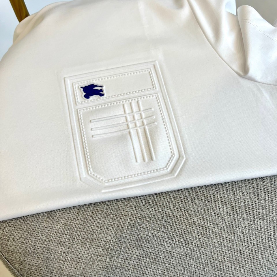 シンプル 上品 クルーネック 半袖Tシャツ バーバリー Tシャツ 偽物 ホワイト-2
