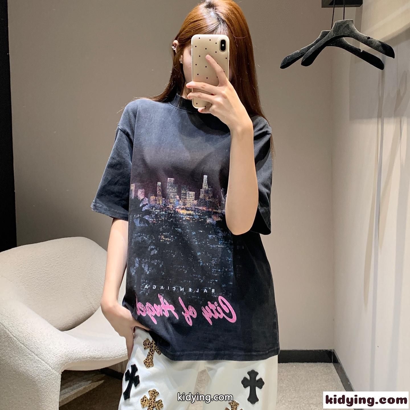 バレンシアガ Tシャツ コピー ユニセックス オーバーサイズ 半袖Tシャツ ブラック-0