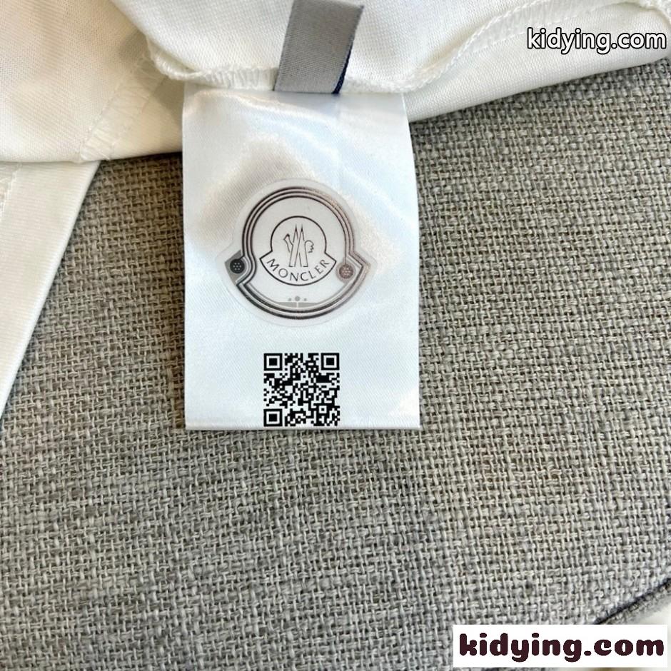 お洒落 モンクレール Tシャツ 偽物 コットン クルーネック 半袖Tシャツ ホワイト-4