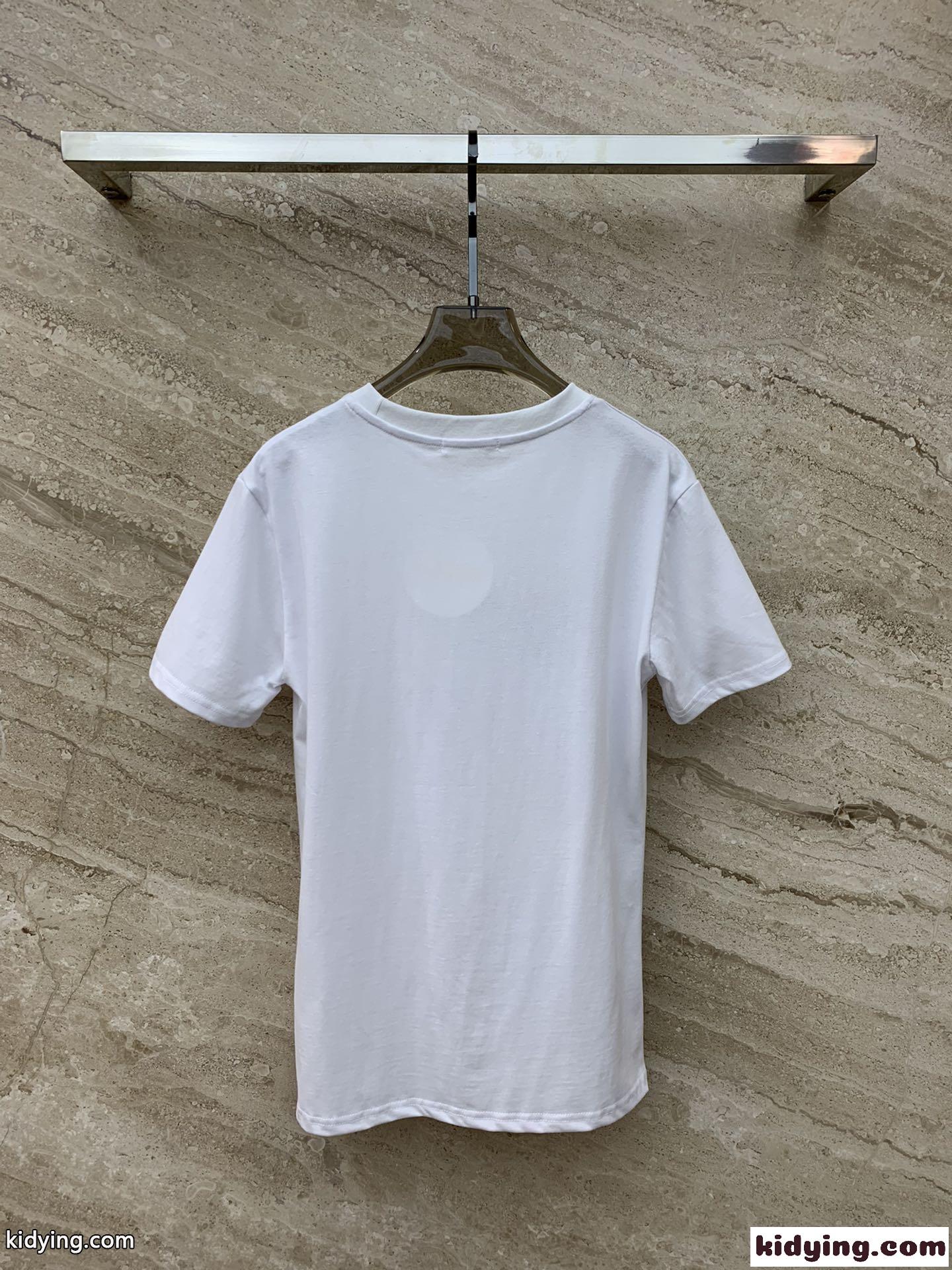 シンプル 刺繍入り コットン 半袖Tシャツ クロエ Tシャツ コピー 合わせやすい-1