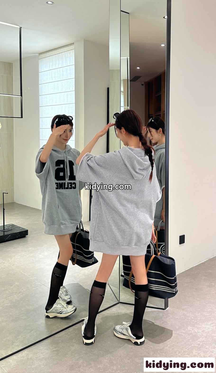 大人気 CELINE 16 フーディー セリーヌ パーカー コピー カジュアル おしゃれ 春夏-4