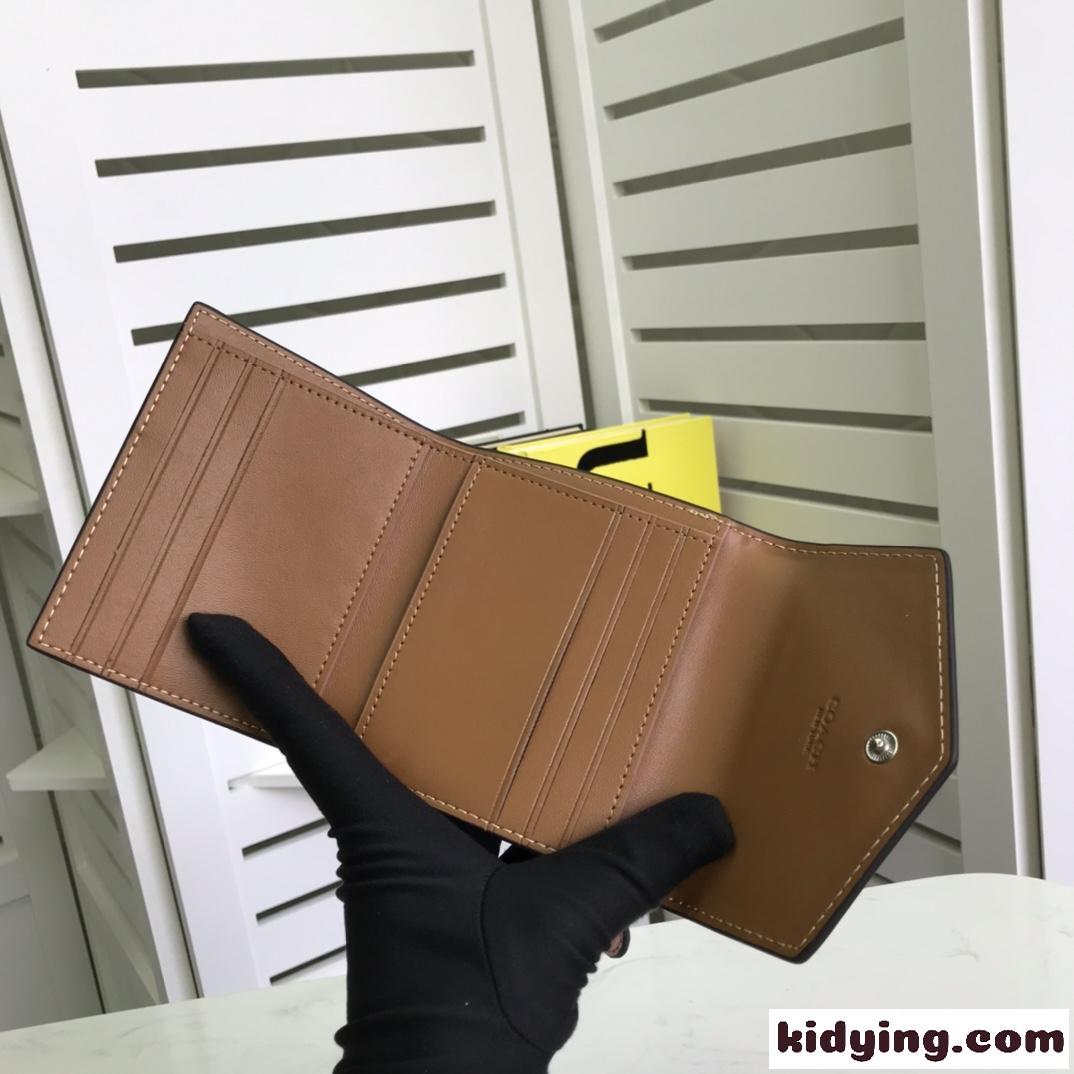 ミニ財布 レディース 可愛い おしゃれ コーチ 財布 コピー 人気 定番 ウォレット 三つ折り財布-3