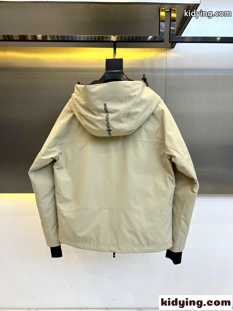カジュアル GORE-TEX ダウンブルゾン モンクレール ダウンジャケット コピー ベージュ-5
