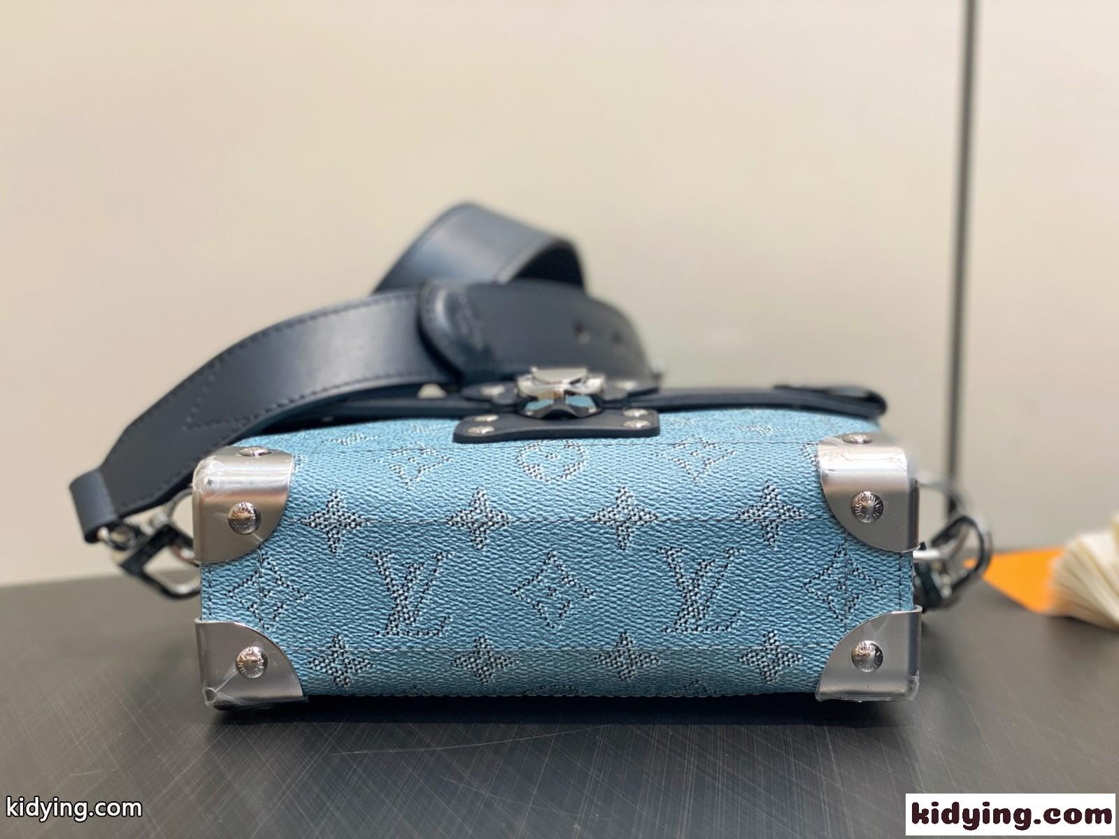 モダンでお洒落 Louis Vuitton ソウル トランク ルイ・ヴィトン スーパーコピー M15035-3