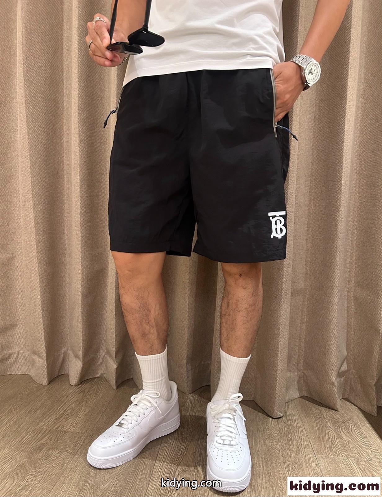 カジュアル リラックス ショートパンツ バーバリー パンツ コピー ブラック-2