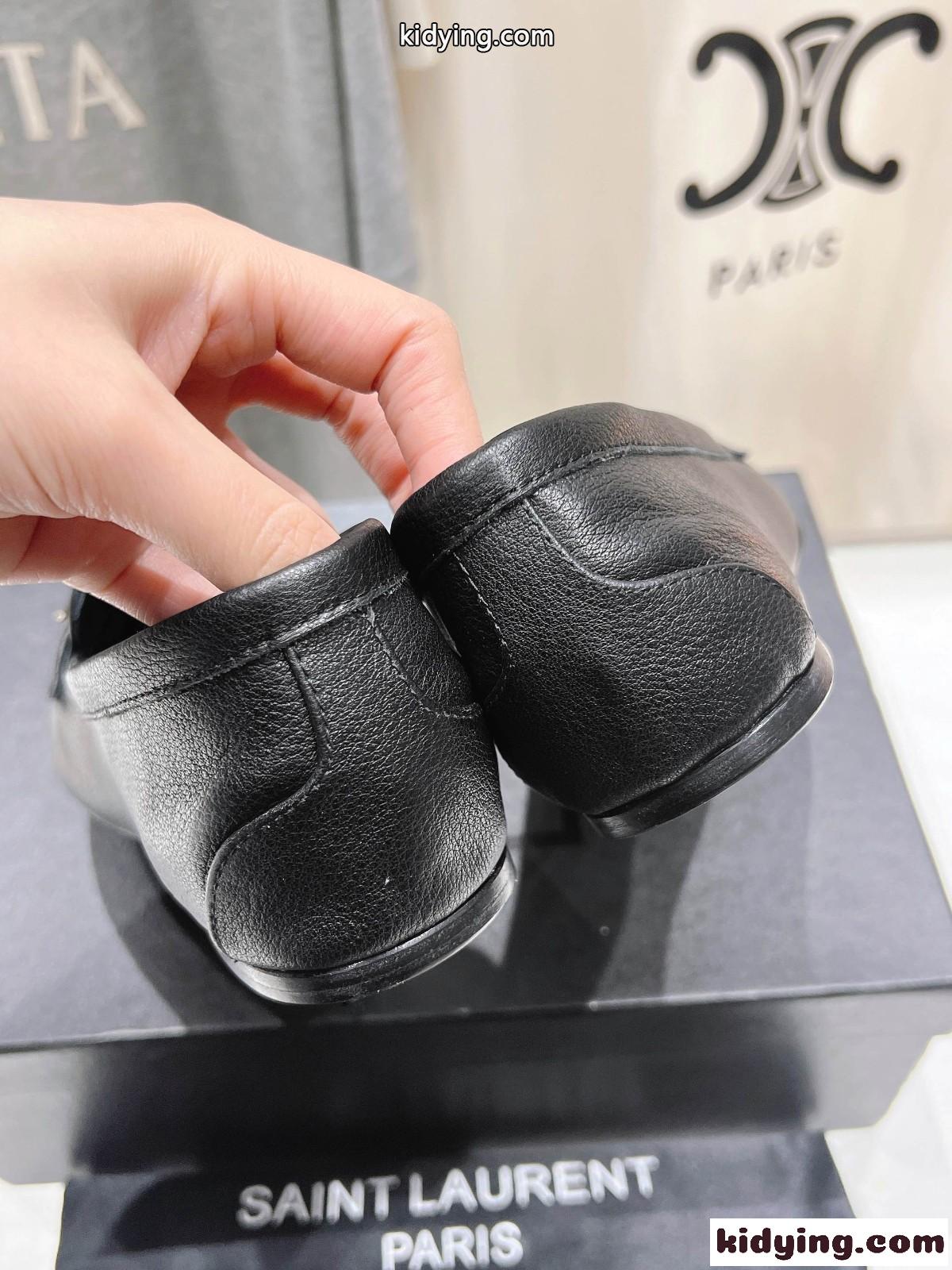 シンプル 上品 YSL イヴ・サンローラン ポピー バレリーナ スーパーコピー ブラック-0