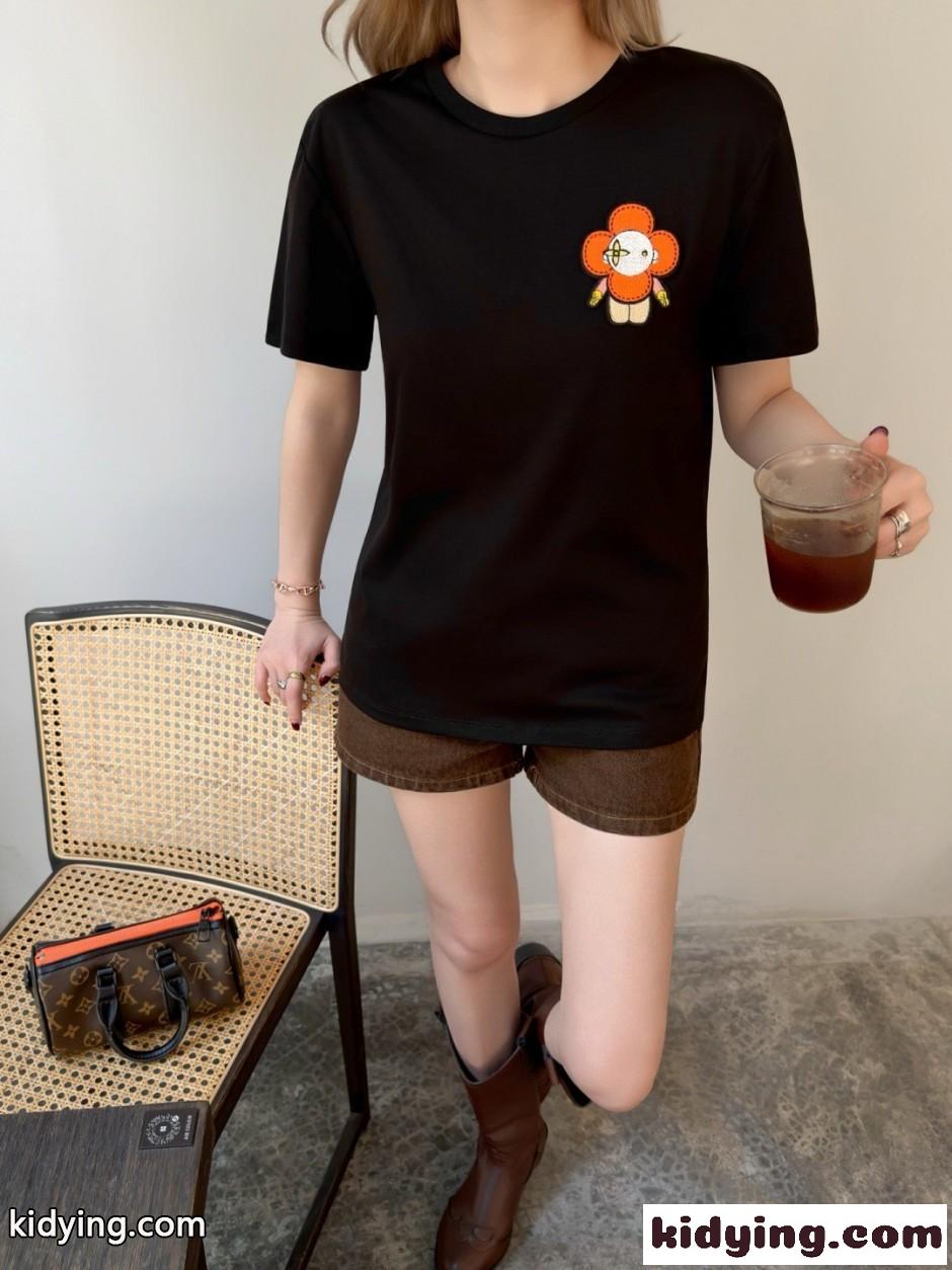 ヴィヴィエンヌパッチTシャツ ルイ・ヴィトン Tシャツ コピー コットン ブラック-5
