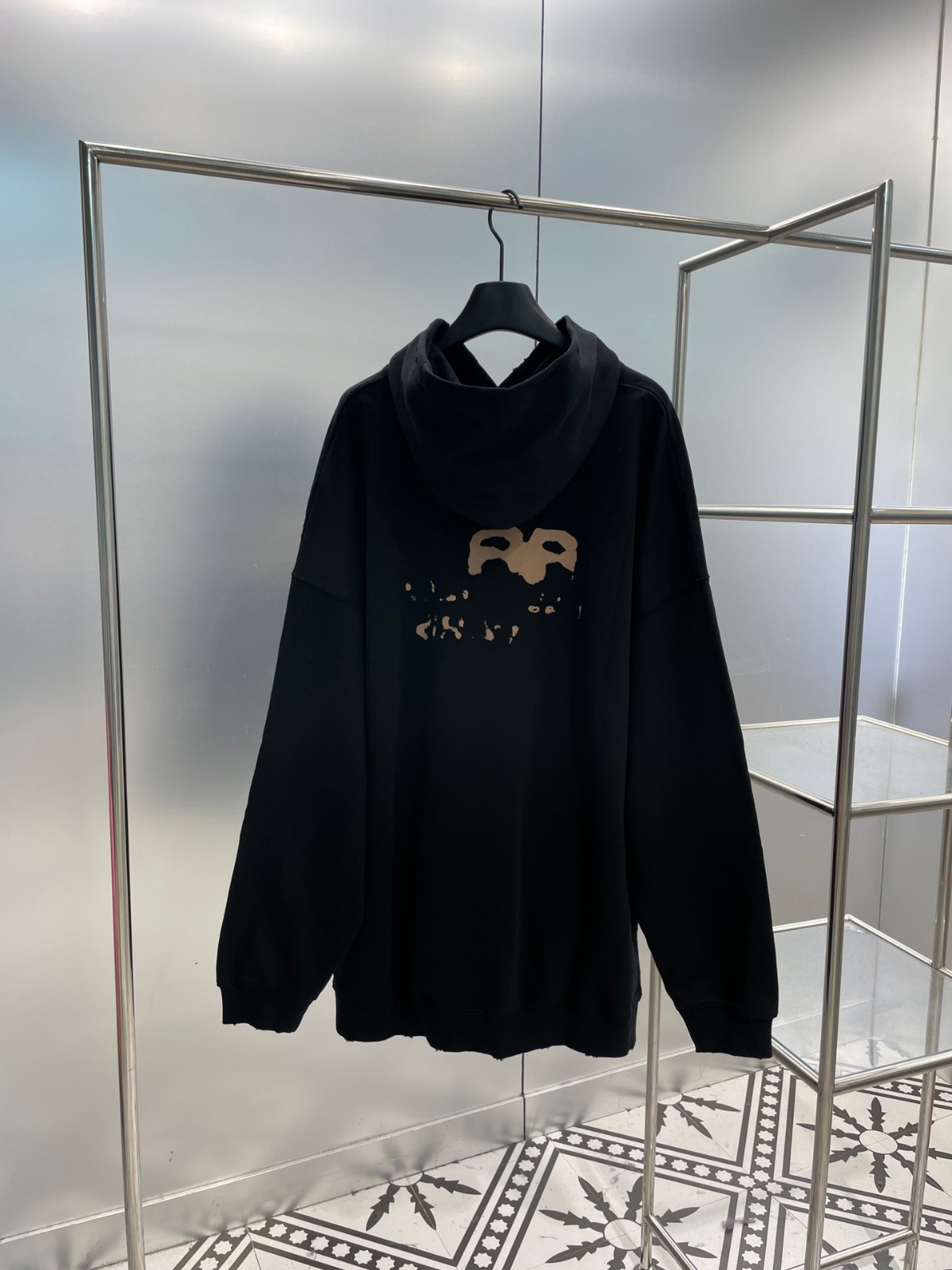 カジュアル バレンシアガ HAND DRAWN BB ICON HOODIE ラージフィット コピー ブラック-1