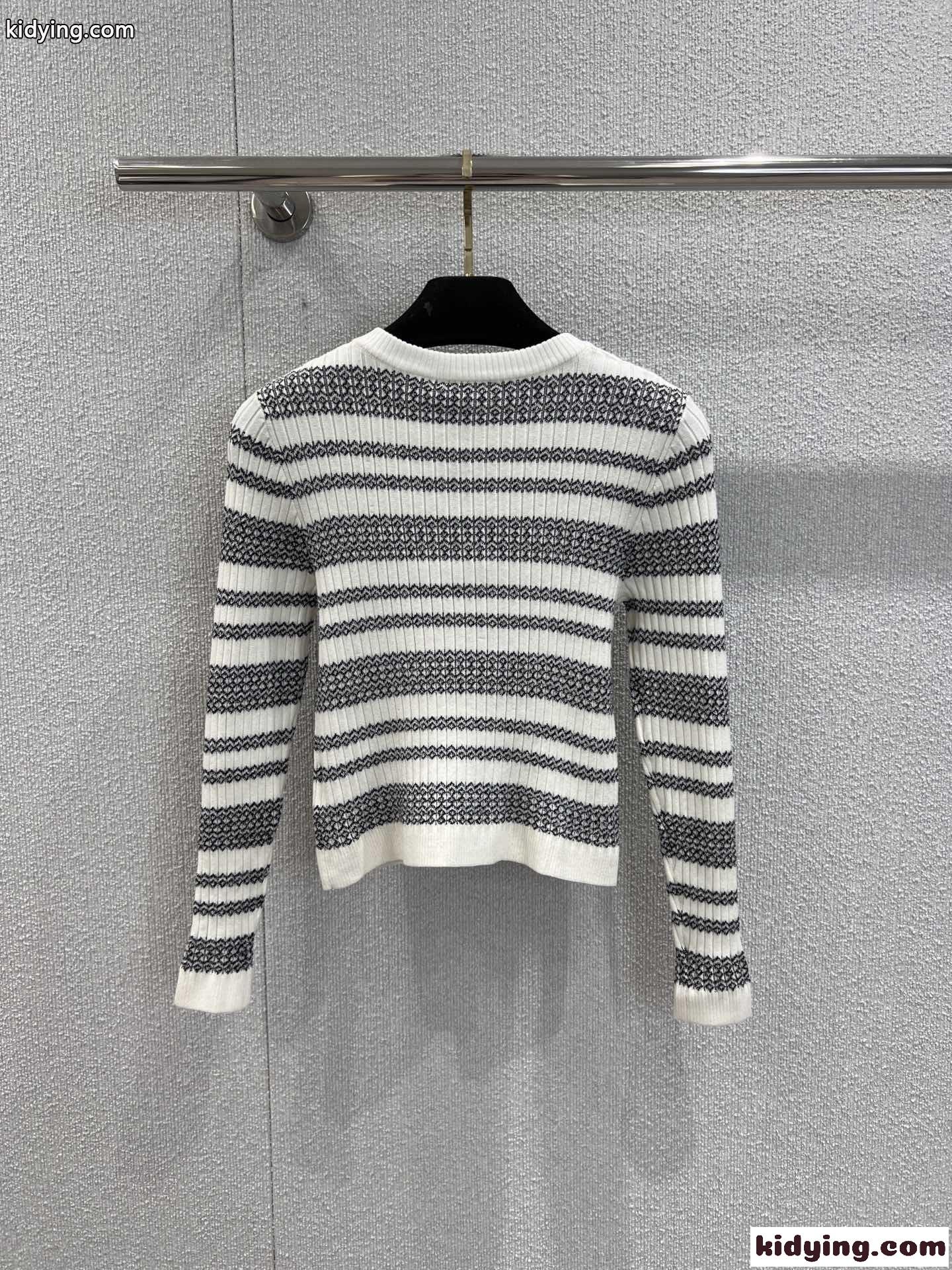 お洒落 上品 ストライプ クロップドニット シャネル セーター コピー ホワイト-1
