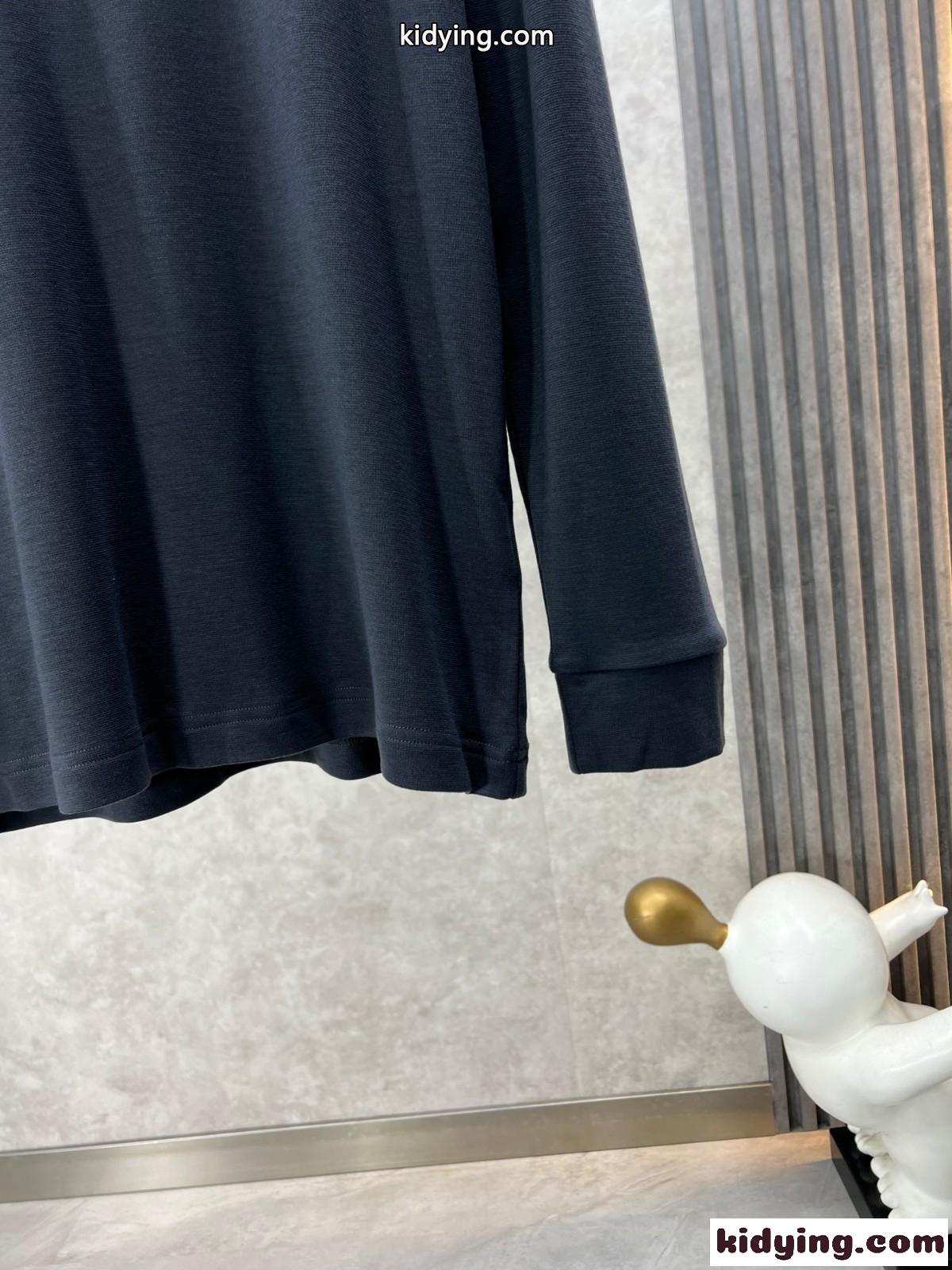 ベーシック 合わせやすい 長袖Tシャツ エルメネジルド・ゼニア Tシャツ コピー ダークグレー-3