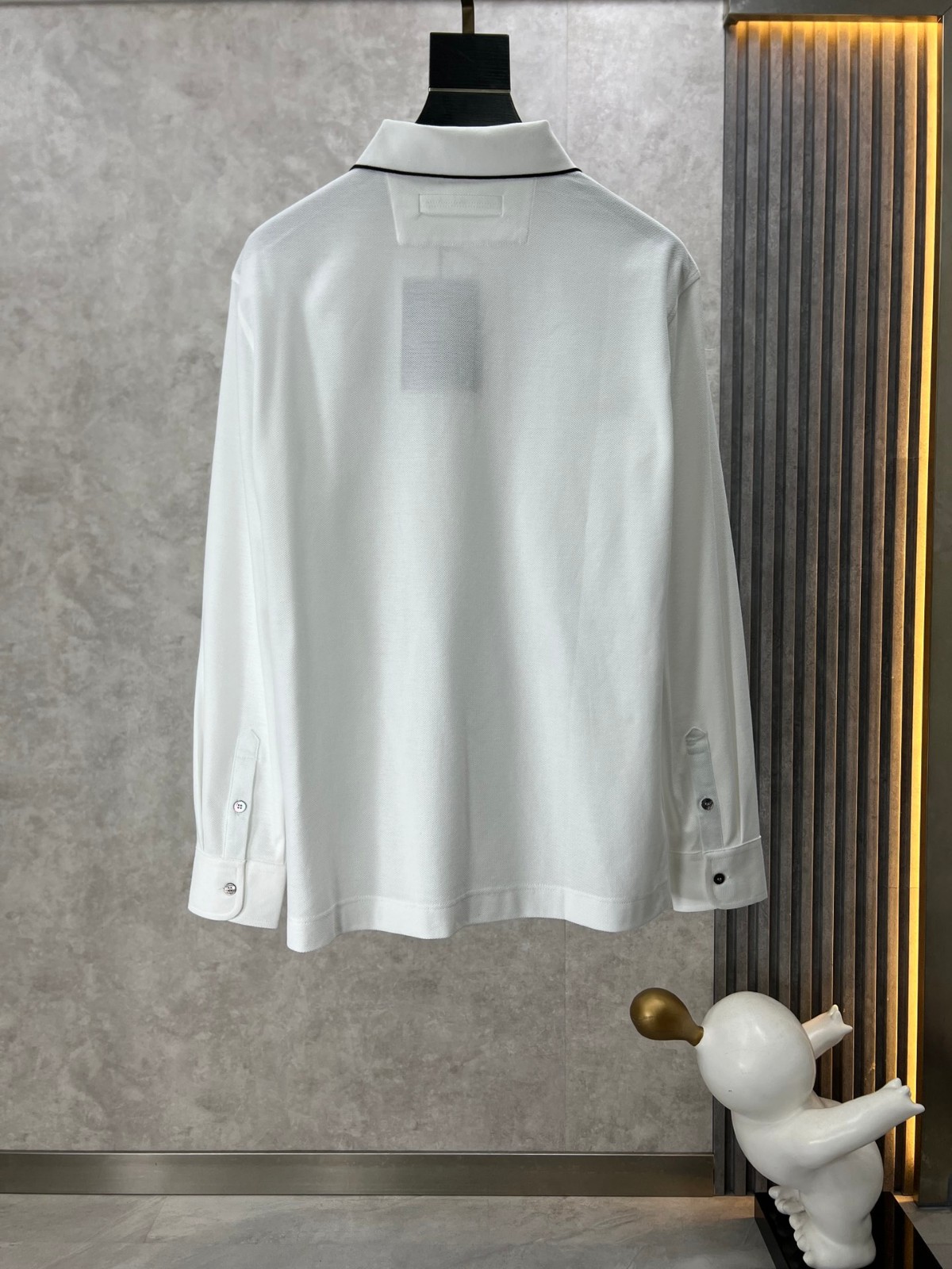 洗練された クラシック ロゴ 刺繍 エルメネジルド・ゼニア Tシャツ コピー 長袖 ポロシャツ ホワイト-1
