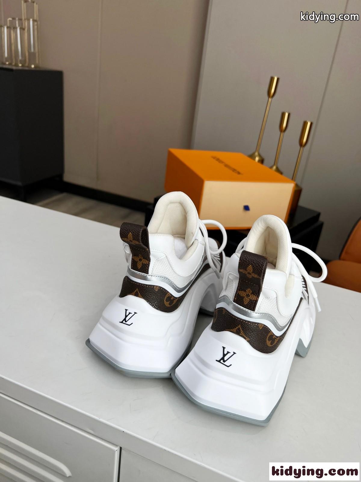LV アークライト・ライン スニーカー ルイヴィトン スニーカー 偽物 人気-0