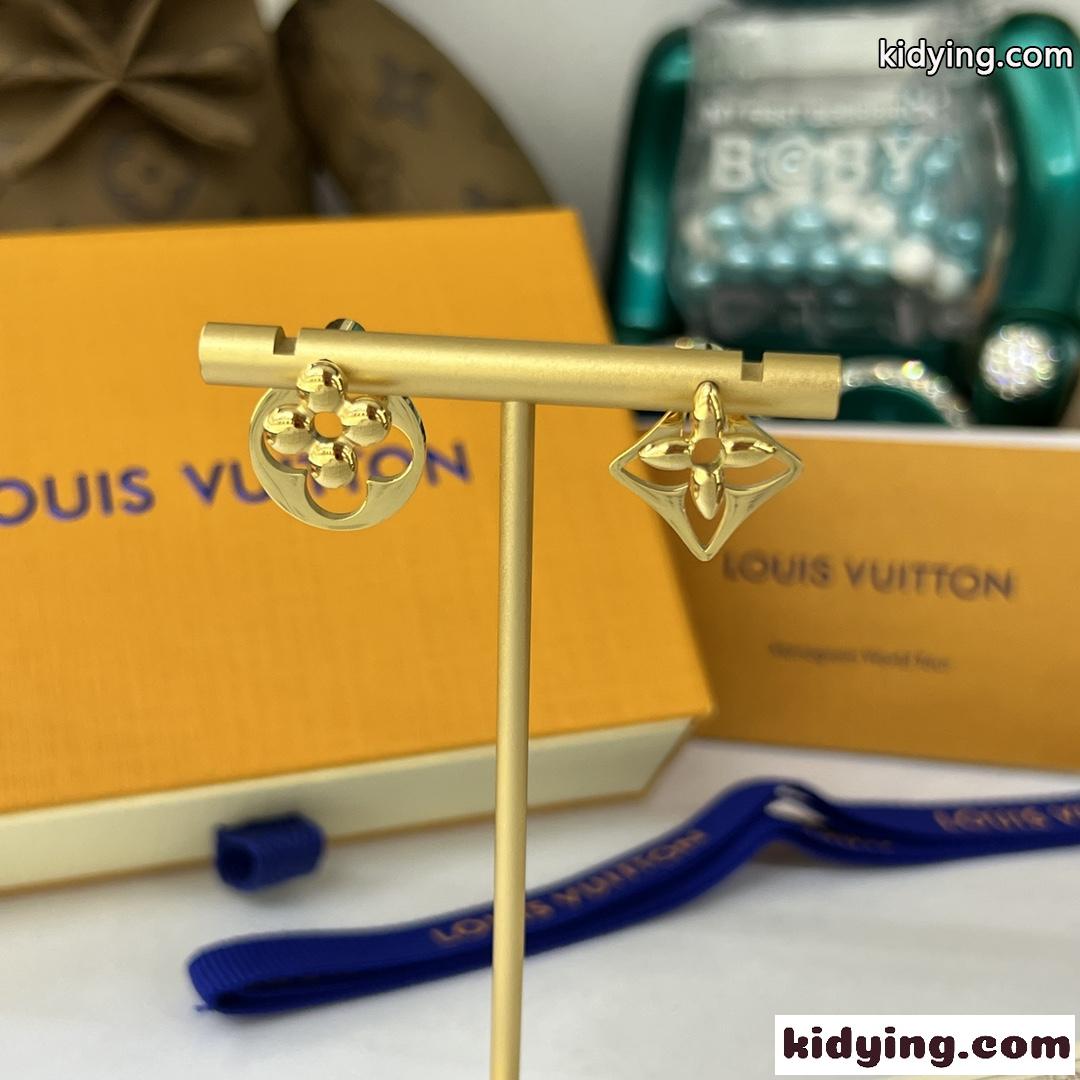 人気&おしゃれ 左右非対称 ルイヴィトン ピアス コピー LV フラワーグラム-2