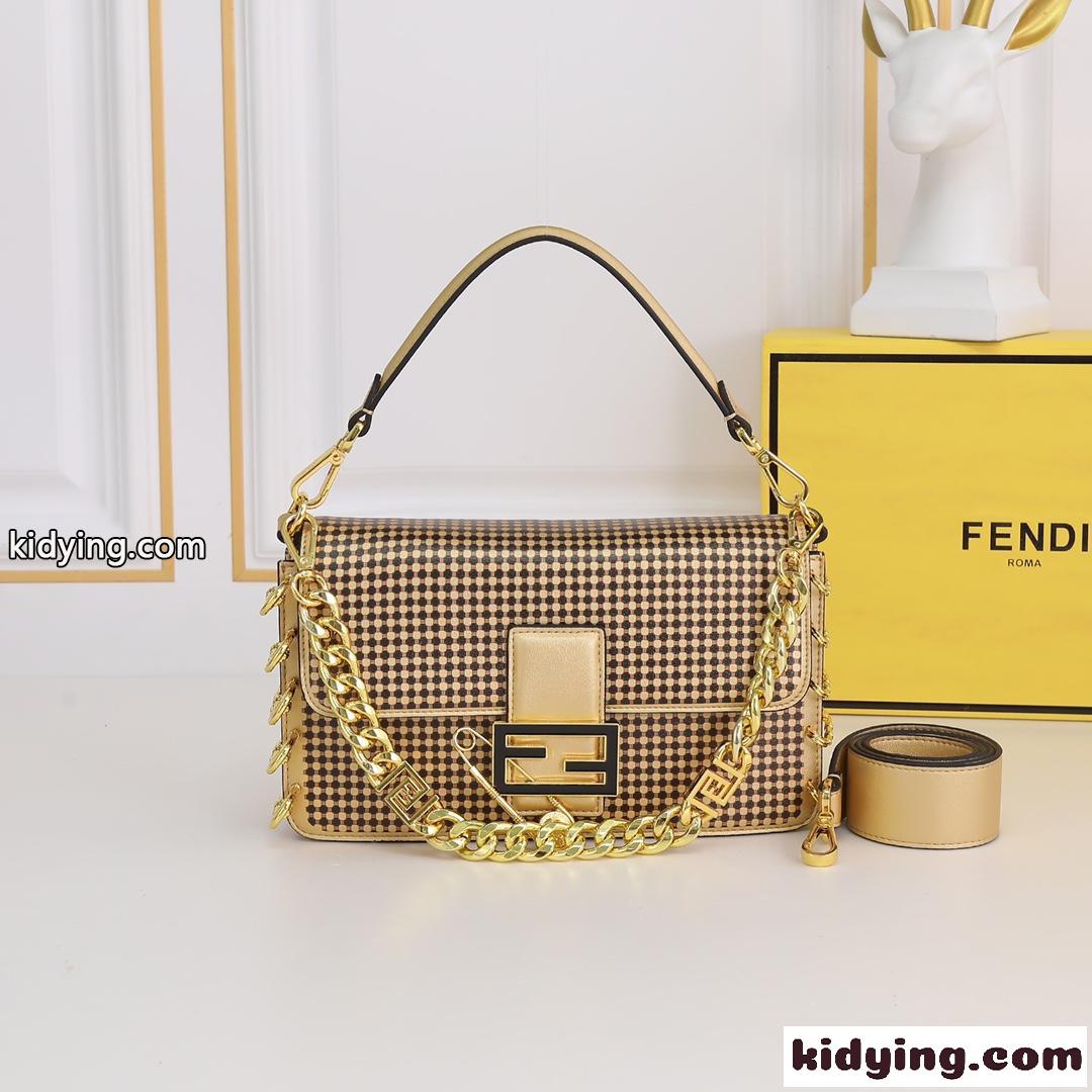 VERSACE by FENDI セーフティーピンブローチバゲット フェンディ バッグ コピー ショルダーバッグ-1