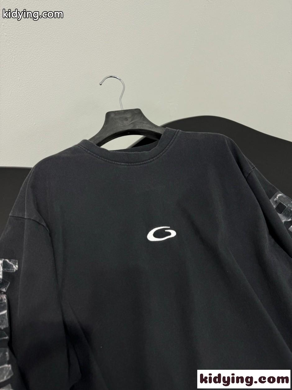 カジュアル ロゴ入り 長袖Tシャツ バレンシアガ Tシャツ コピー ブラック-2