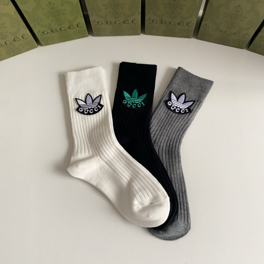 ADIDAS X GUCCI おしゃれ グッチ 靴下 コピー ロゴ入り 3足セット ソックス-4