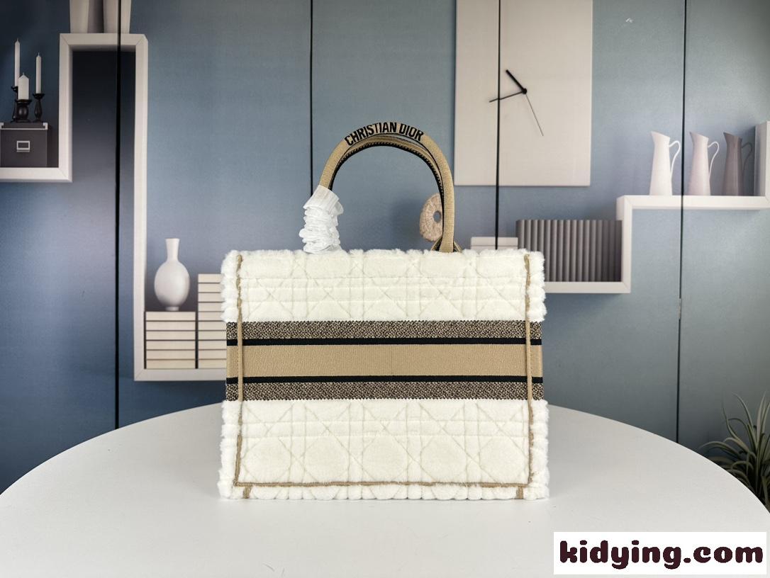 【新作♪秋冬にピッタリ♪】DIOR BOOKTOTE バッグ ミディアム クリスチャン・ディオール バッグ コピー-2