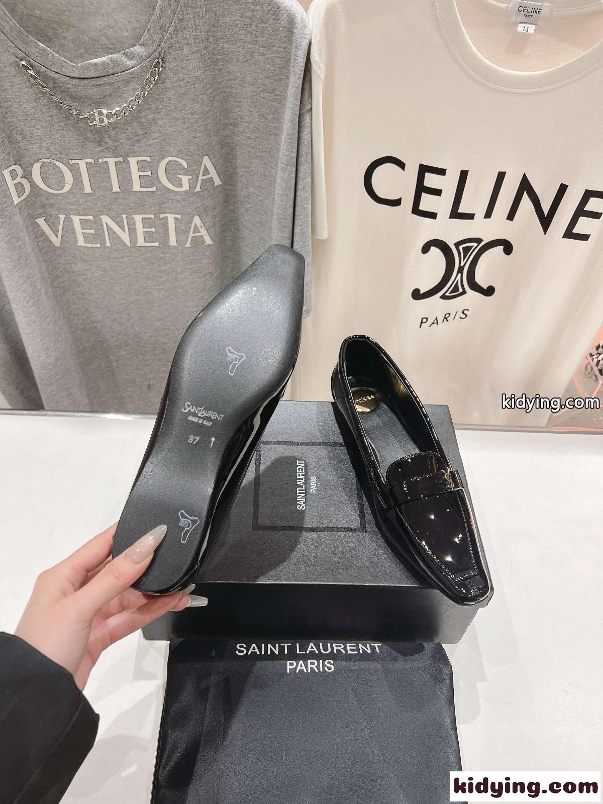 エレガント パテントレザー YSL イヴ・サンローラン ポピー バレリーナ スーパーコピー ブラック-4