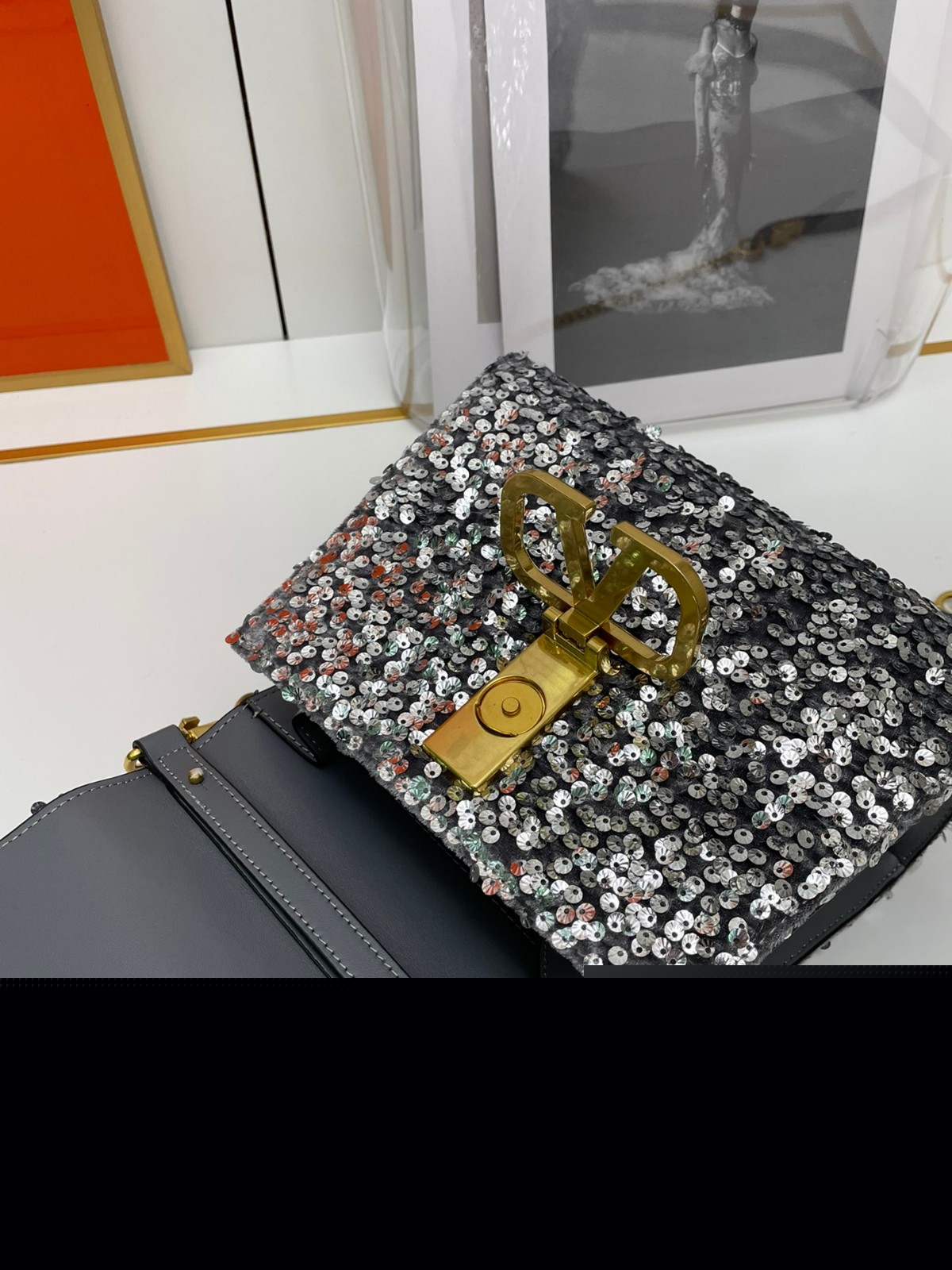 ヴァレンティノ バッグ コピー 注目される レディース VSling スパンコール ハンドバッグ シルバー-4