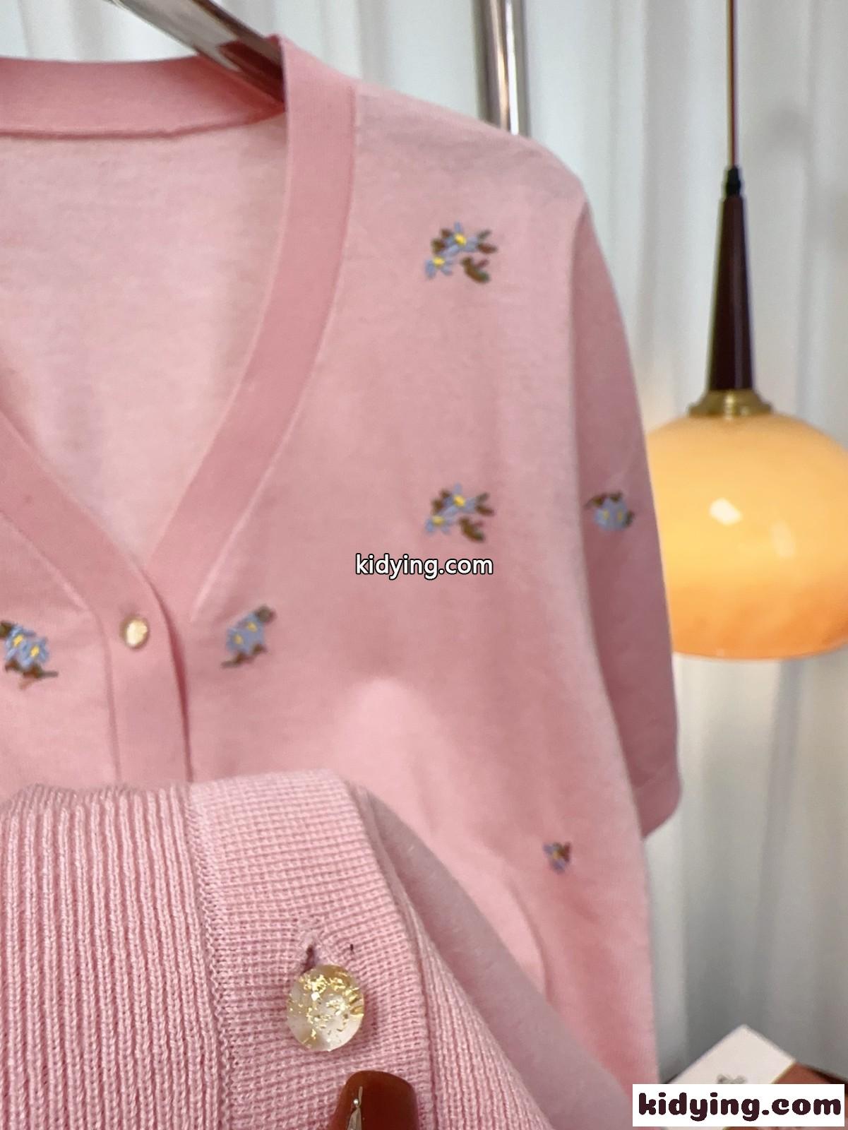 刺繍入り Vネック 半袖カーディガン プラダ ニット 偽物 レディース ピンク-3