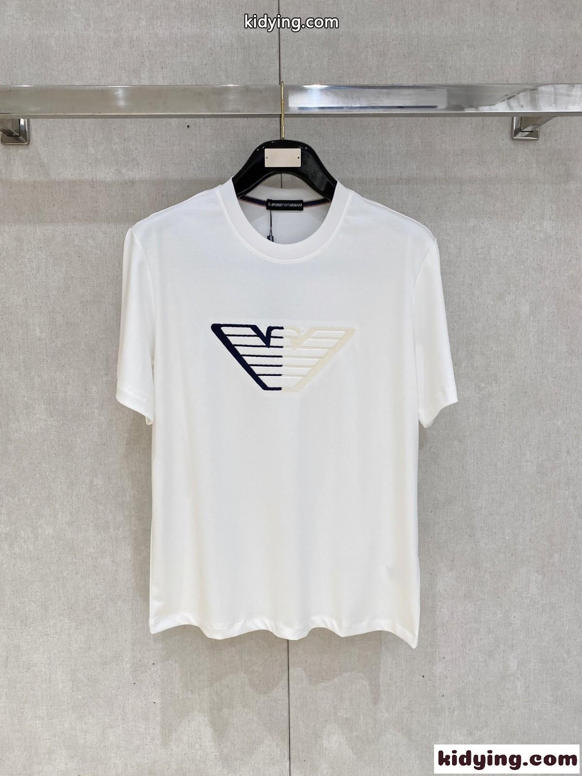 シンプル ロゴ入り クルーネック 半袖Tシャツ アルマーニ Tシャツ コピー ホワイト-0