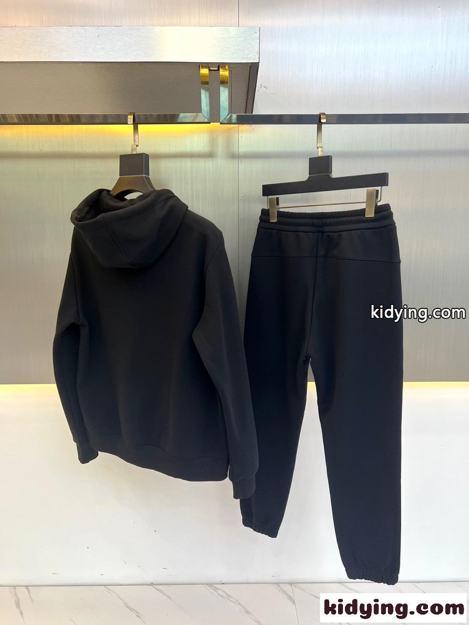 裏起毛 ジップパーカー×スウェットパンツ プラダ セットアップ 偽物 上下セット ブラック-4