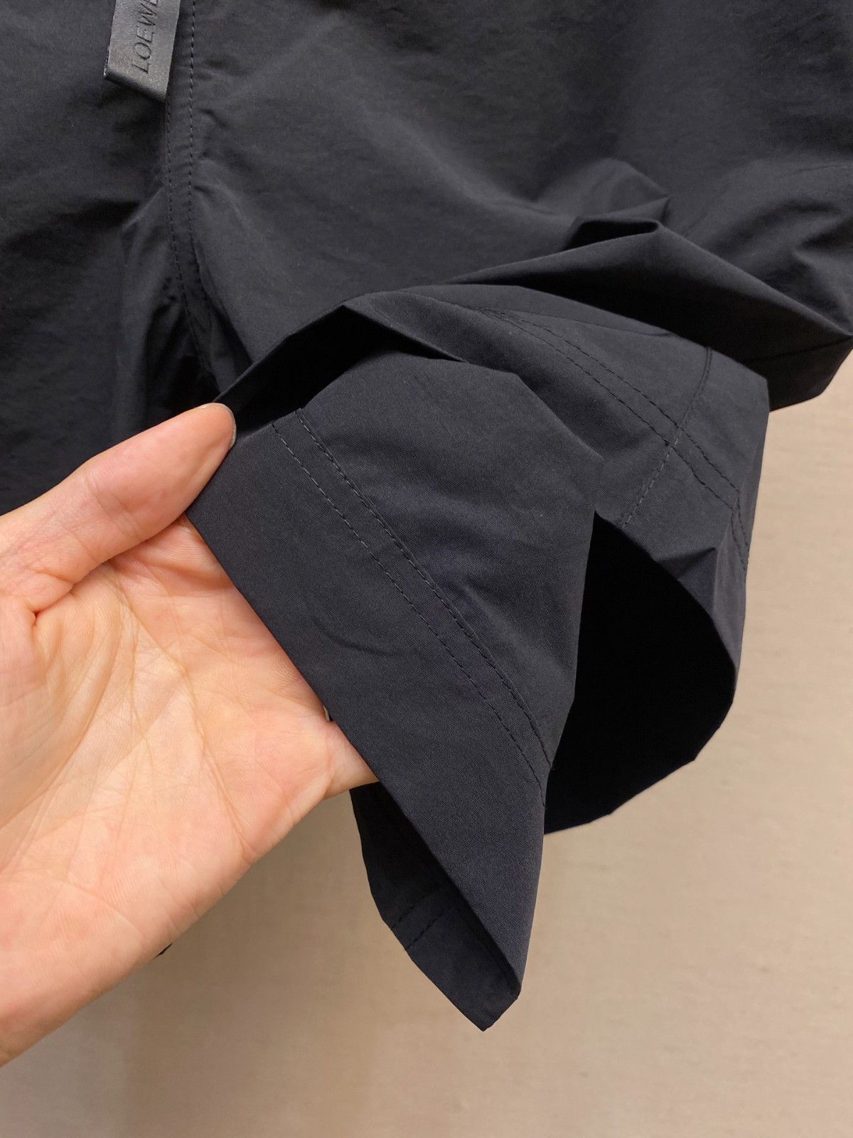 シンプル 合わせやすい ショートパンツ ロエベ パンツ 偽物 メンズ-3