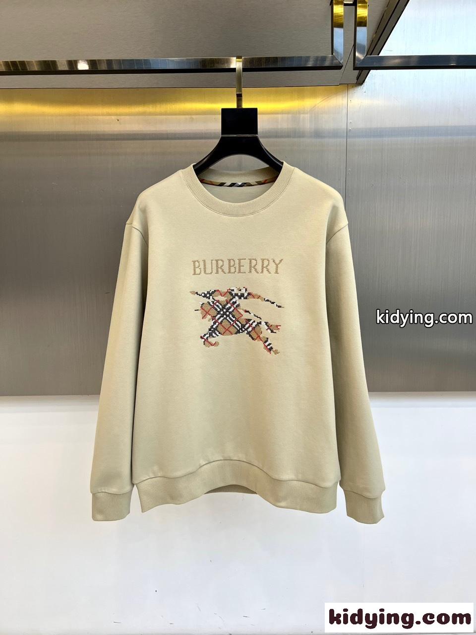 シンプル おしゃれ ロゴ入り スウェットシャツ バーバリー Tシャツ 偽物 カーキ-0