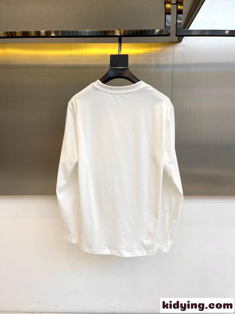 シンプル 上品 合わせやすい 長袖Tシャツ バーバリー Tシャツ 偽物 コットン ホワイト-3