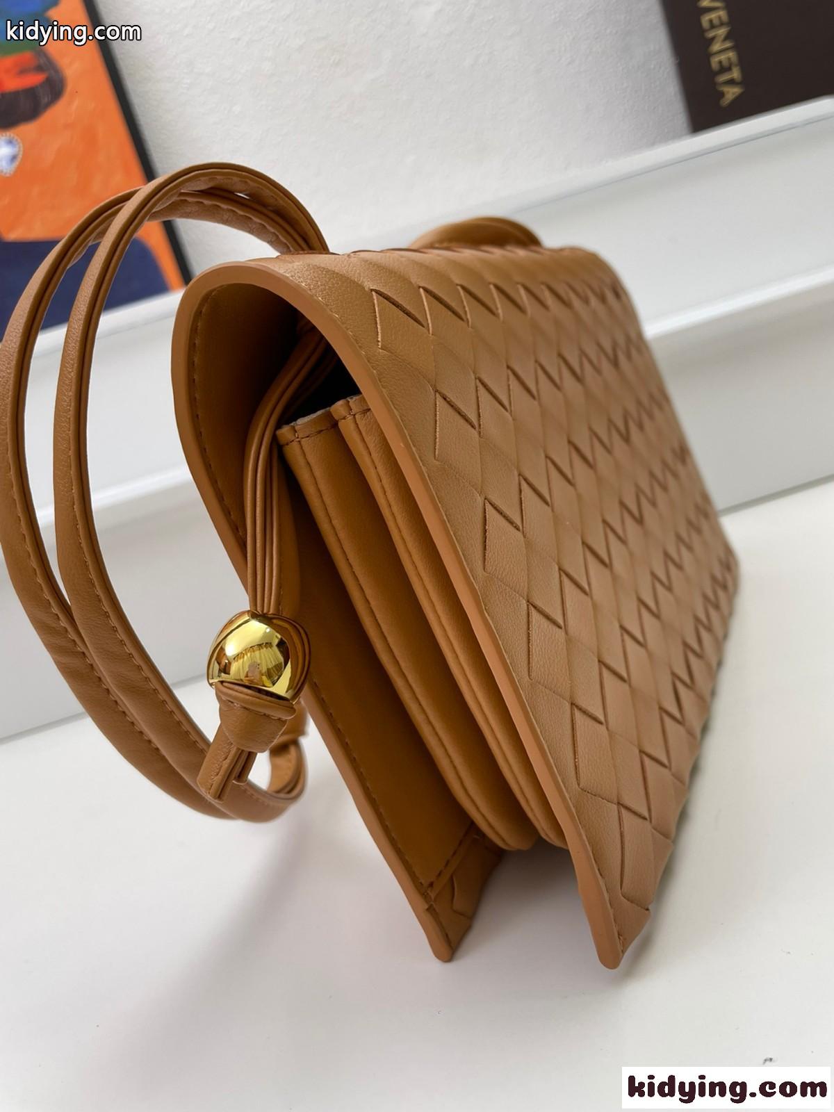 23SS Trio Pouch トリオ ポーチ ストラップ バッグ ボッテガ・ヴェネタ バッグ コピー ブラウン-0
