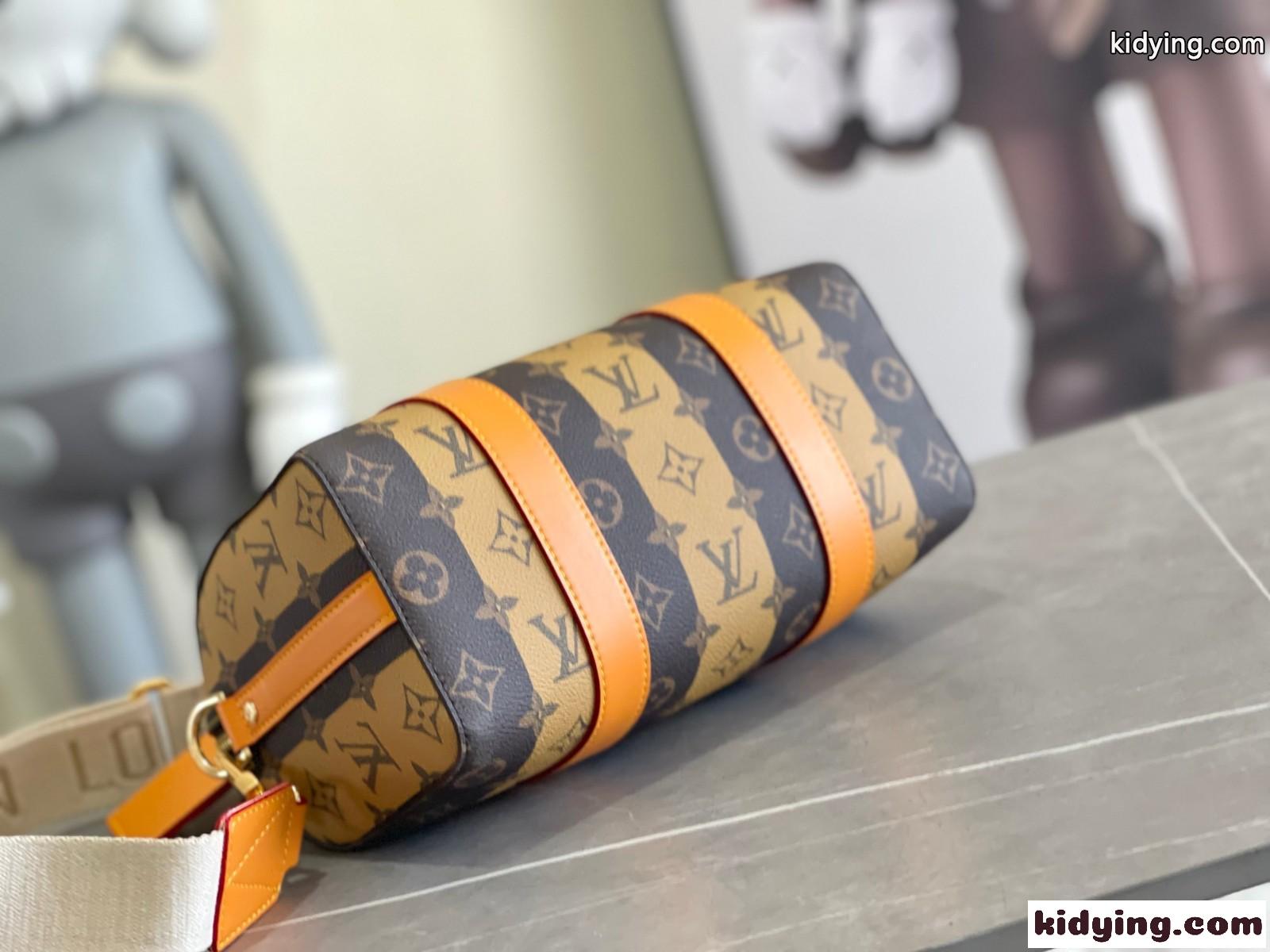 LOUIS VUITTON × NIGO シティ・キーポル ショルダーバッグ ルイ・ヴィトン バッグ コピー-3