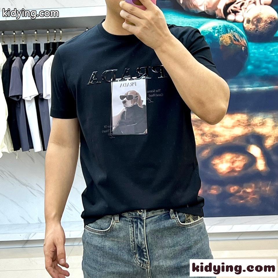 お洒落 プリント クルーネック プラダ Tシャツ コピー 半袖Tシャツ ブラック-1