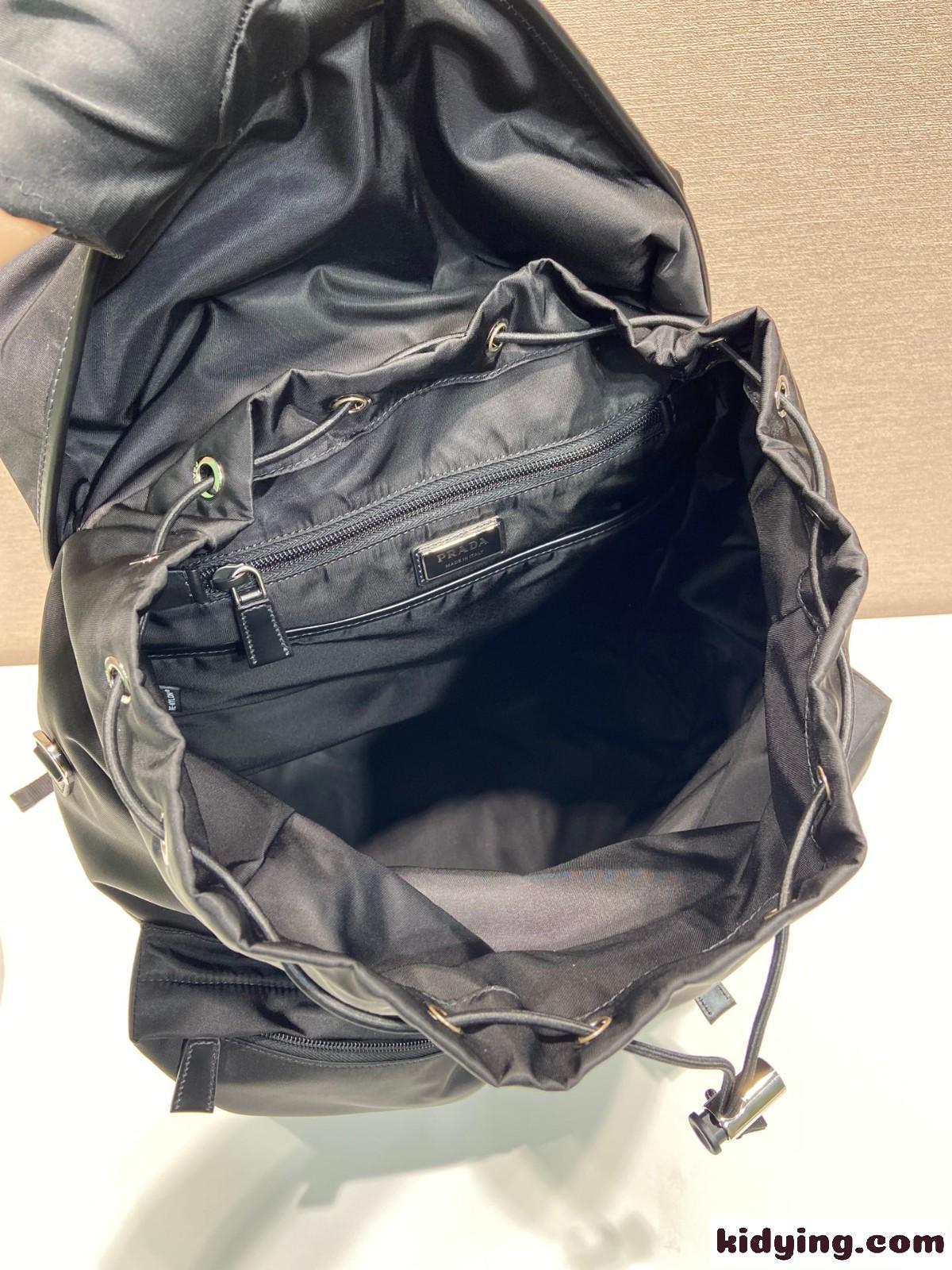 2VZ108 ナイロン バックパック プラダ バッグ コピー メンズ リュック-5