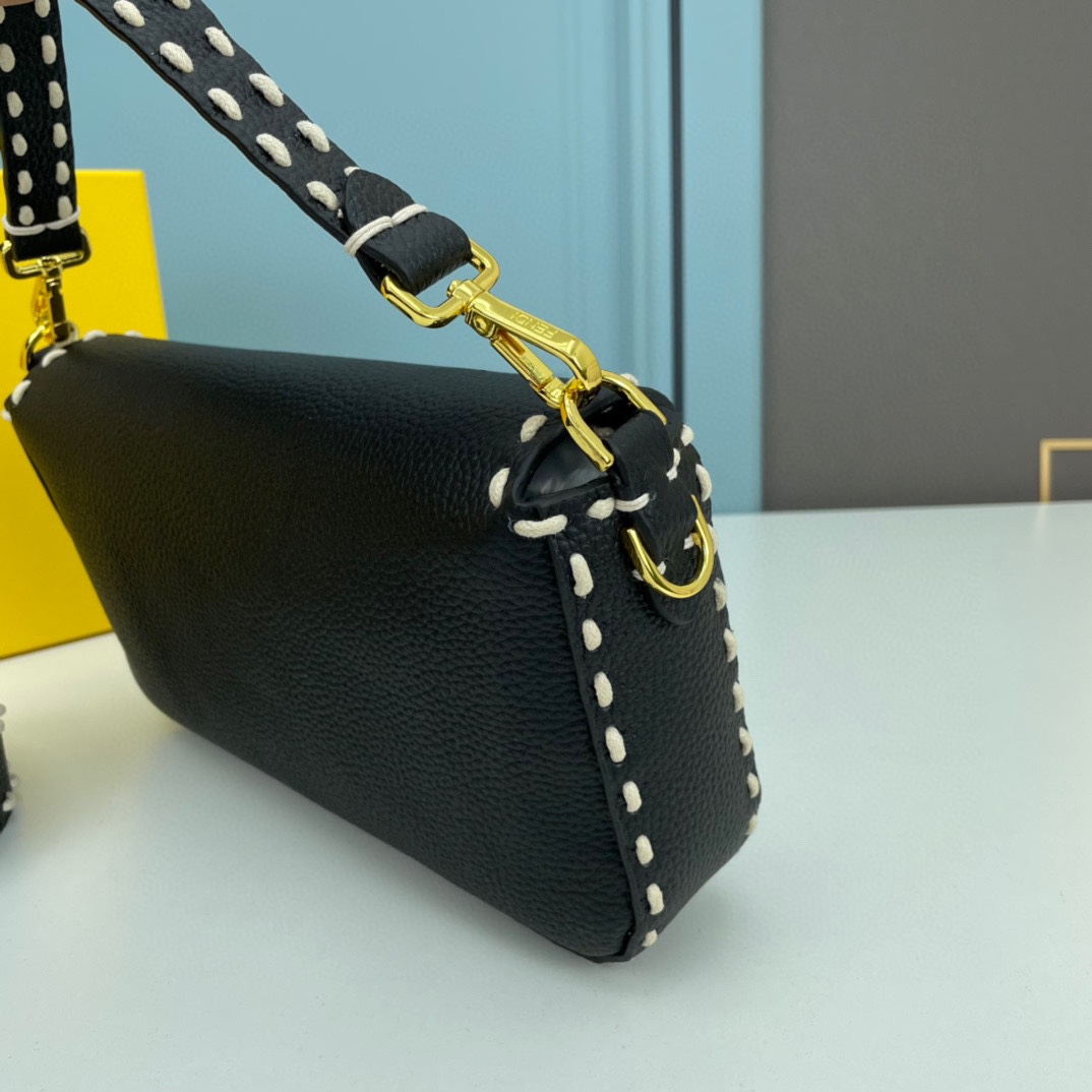 人気 FENDI フェンディ ハンドステッチ ミディアム バゲットバッグ コピー ブラック-2