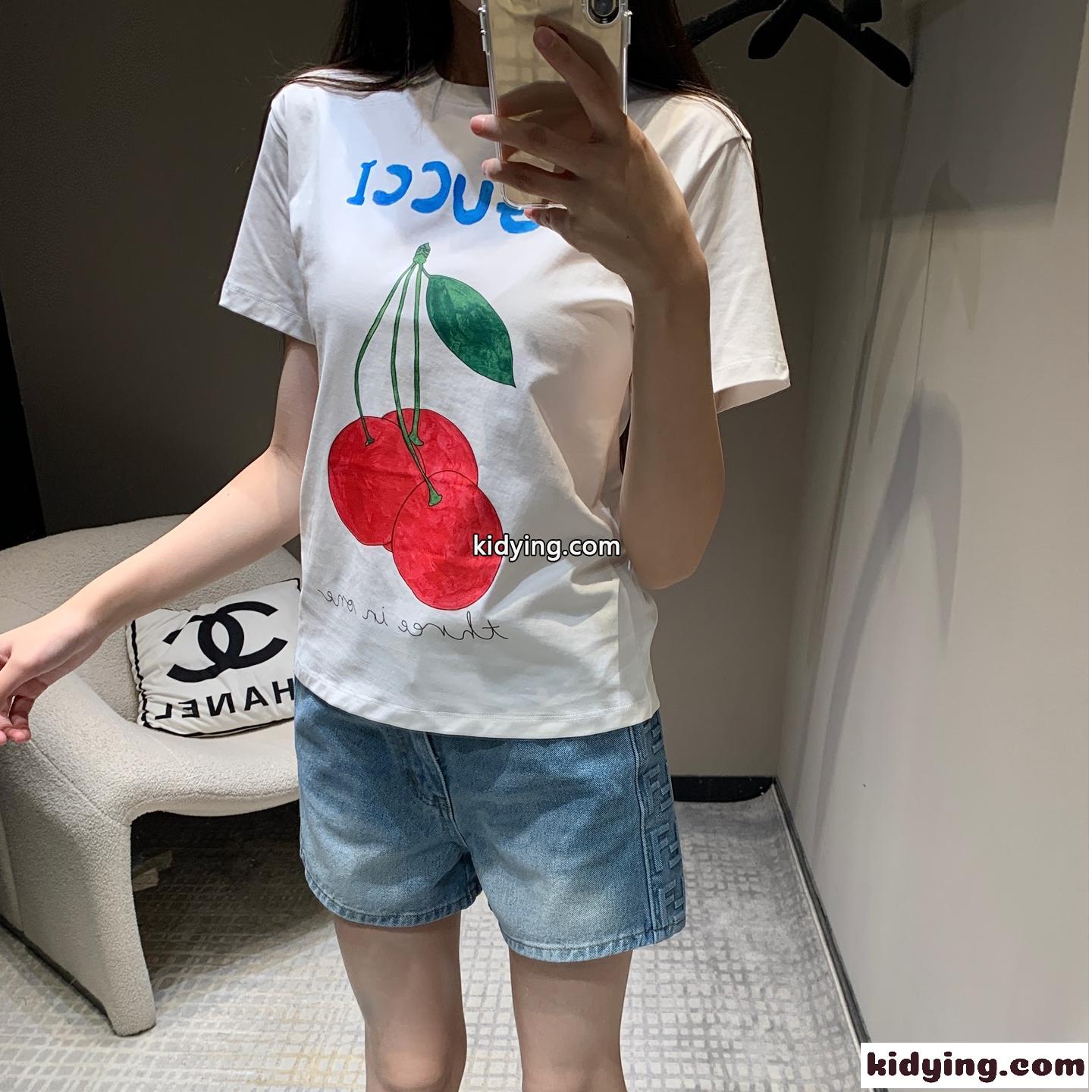 目を惹く プリント コットン 半袖Tシャツ グッチ Tシャツ コピー レディース トップス-0