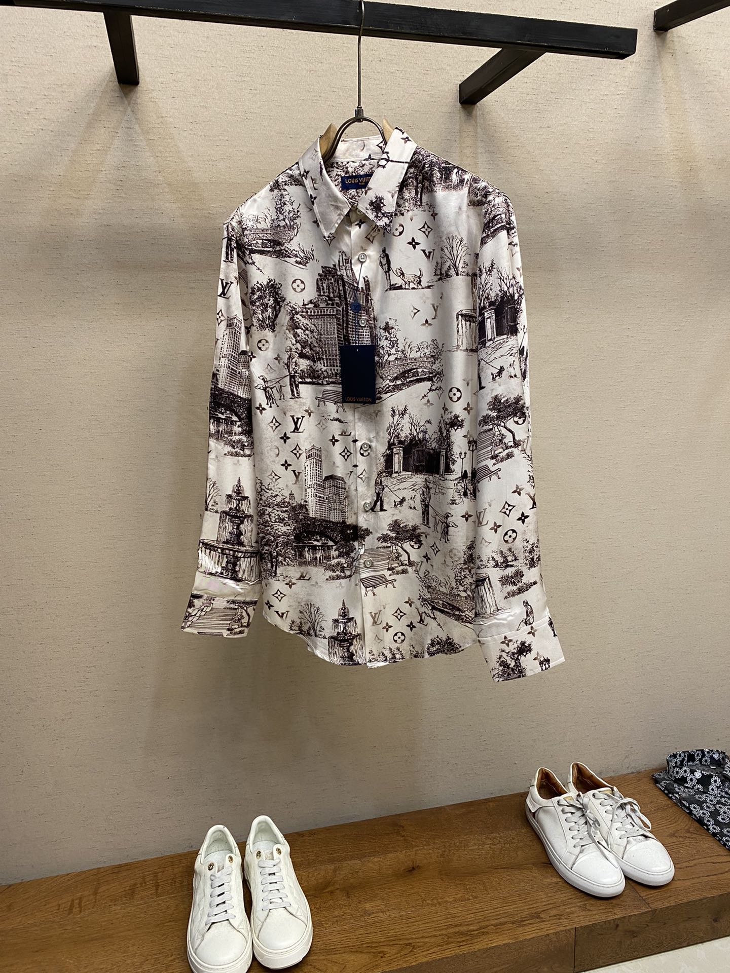 大人 上品 ロングスリーブシルクシャツ ルイヴィトン シャツ コピー メンズ-2