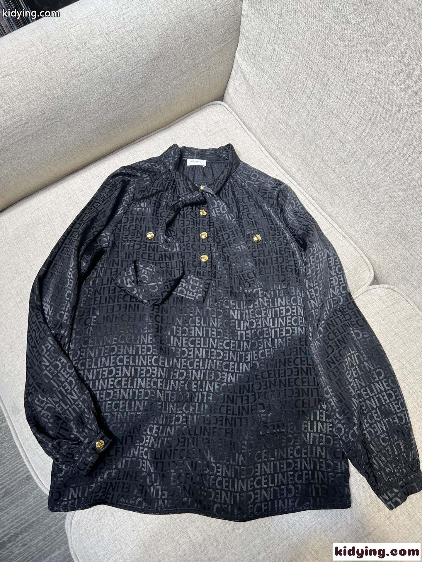 上品 ロゴ入り フェミニン 通勤 おしゃれ セリーヌ シャツ コピー 長袖 ボウタイ ブラウス-3