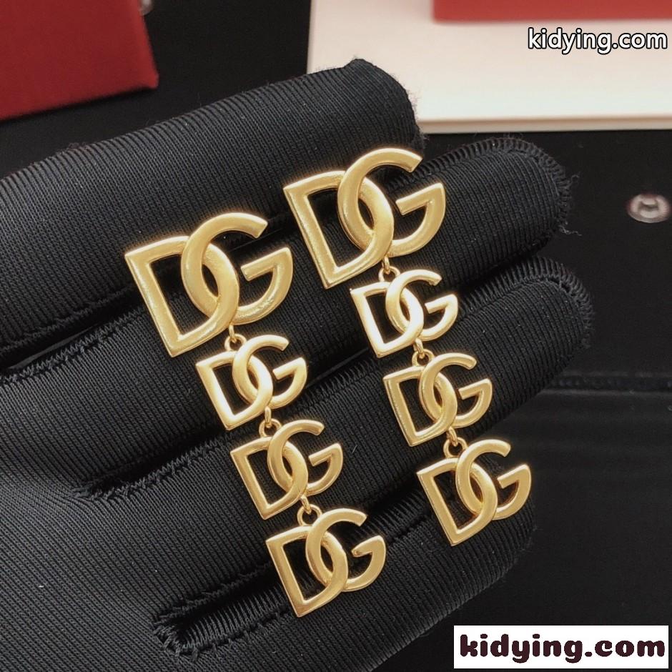 目を引く DGロゴ 揺れる ピアス ドルチェ&ガッバーナ イヤリング 偽物 ゴールド-4
