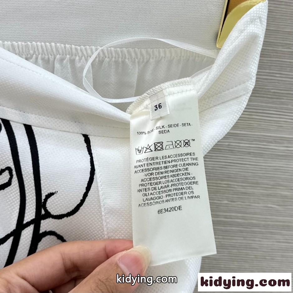 エルメス パンツ 偽物 ワイドパンツ エルメス パンツ 偽物 合わせやすい-3