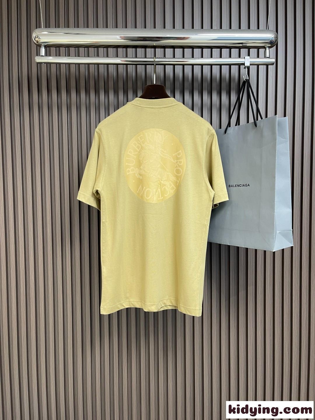 EKDバッジ コットンTシャツ バーバリー Tシャツ コピー クルーネック-1