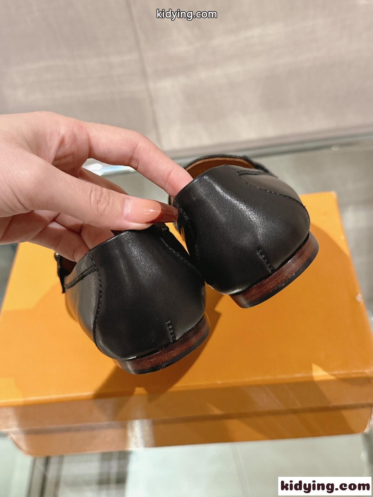 エレガント トッズ シューズ コピー レディース レザー ローファー ブラック-0