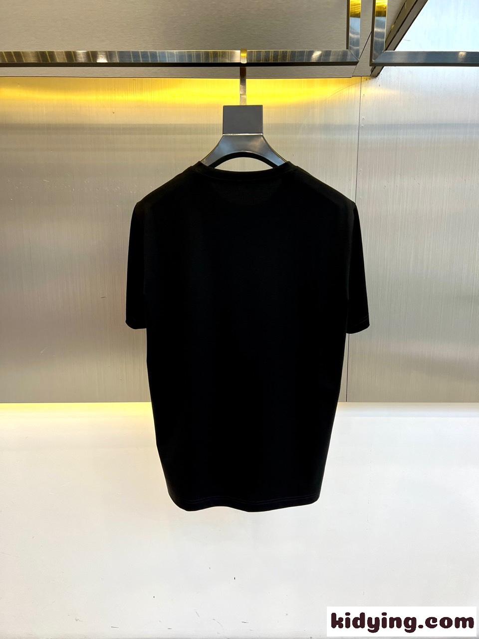お洒落 グッチ Tシャツ コピー ロゴプリント 半袖Tシャツ ブラック-0