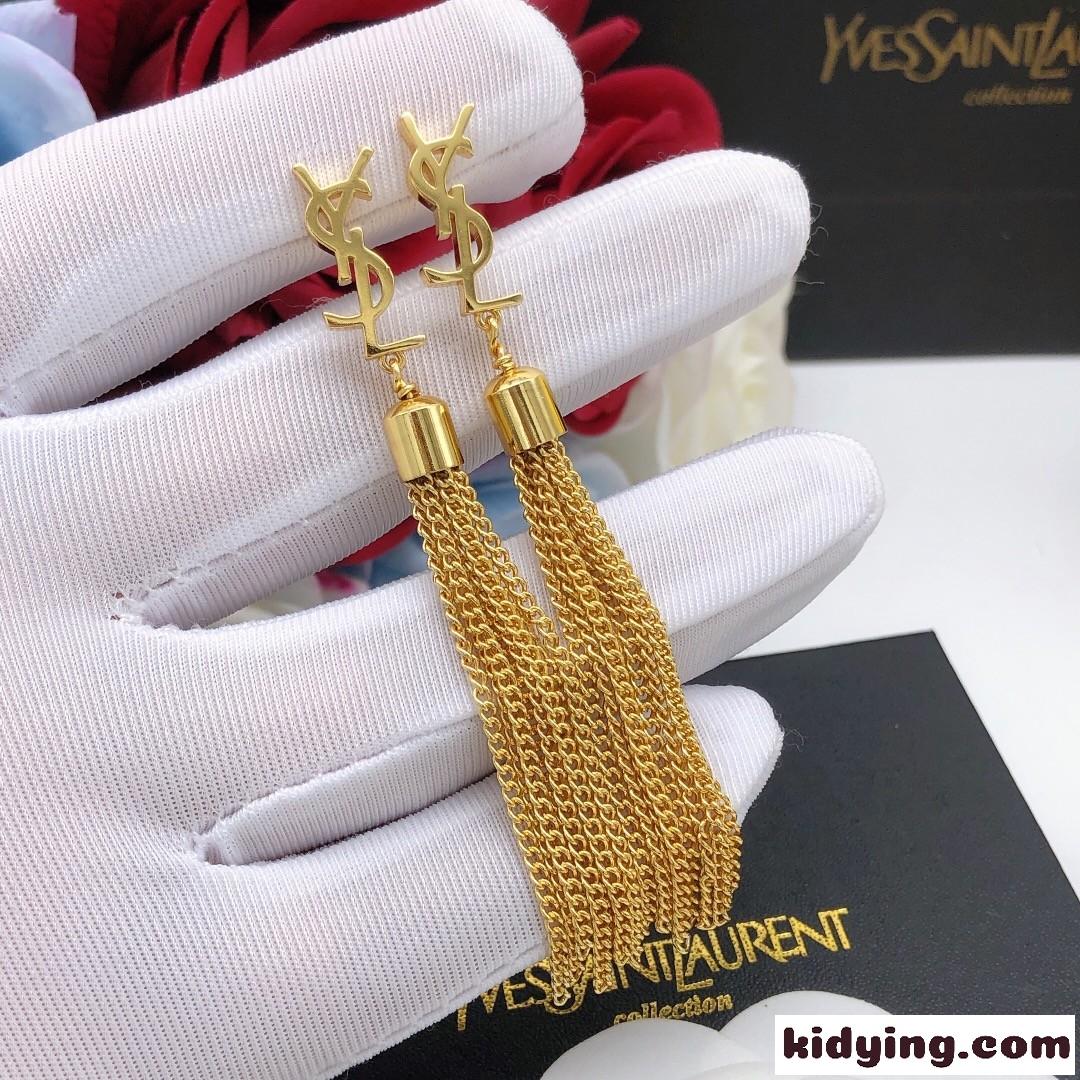 存在感抜群 YSL ロゴ タッセルピアス イヴ・サンローラン ピアス コピー レディース-2