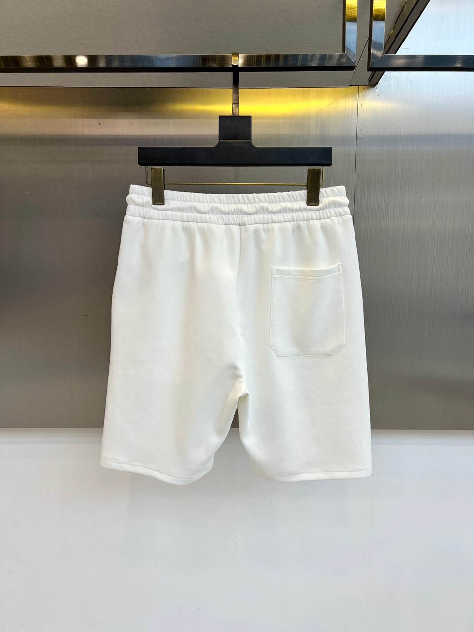 カジュアル ロゴ コットン ショートパンツ グッチ パンツ 偽物 ホワイト-0